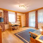 Gaestehaus Waldruh *